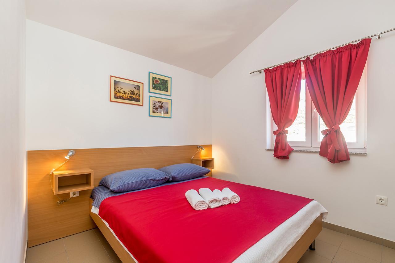 Apartments Mirica Baška Exterior foto